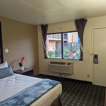 Oyo Hotel Tulsa Ok I-44/Route 66