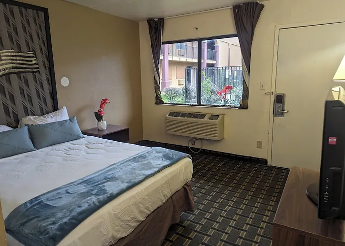Oyo Ok I-44/route 66 Hotel 2*